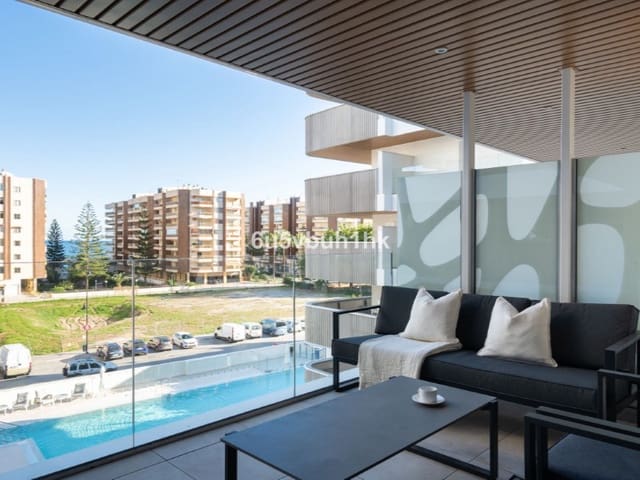 2 Zimmer Apartment zu verkaufen in Centro ciudad, Fuengirola mit Pool - 695.000 € (Ref: 9576448)