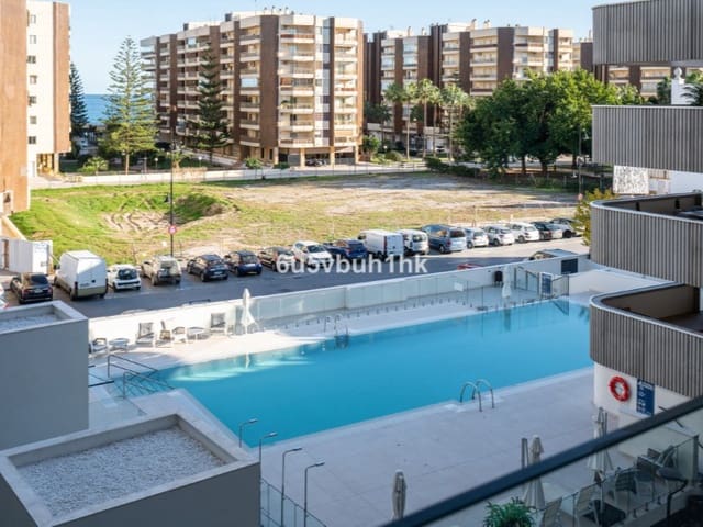 2 Zimmer Apartment zu verkaufen in Centro ciudad, Fuengirola mit Pool - 695.000 € (Ref: 9576448)