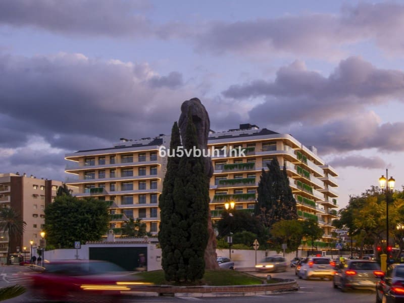 2 soverom Leilighet til salgs i Fuengirola med svømmebasseng - € 695 000 (Ref: 9576448)