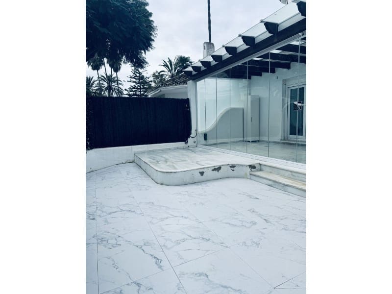 3 makuuhuone Huoneisto myytävänä paikassa Marbella mukana uima-altaan - 780 000 € (Ref: 9576449)