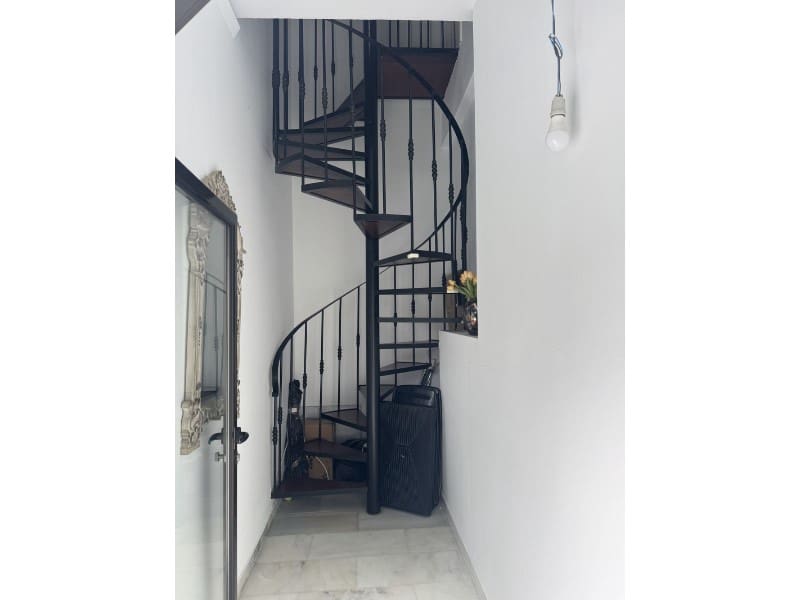 3 makuuhuone Huoneisto myytävänä paikassa Marbella mukana uima-altaan - 780 000 € (Ref: 9576449)