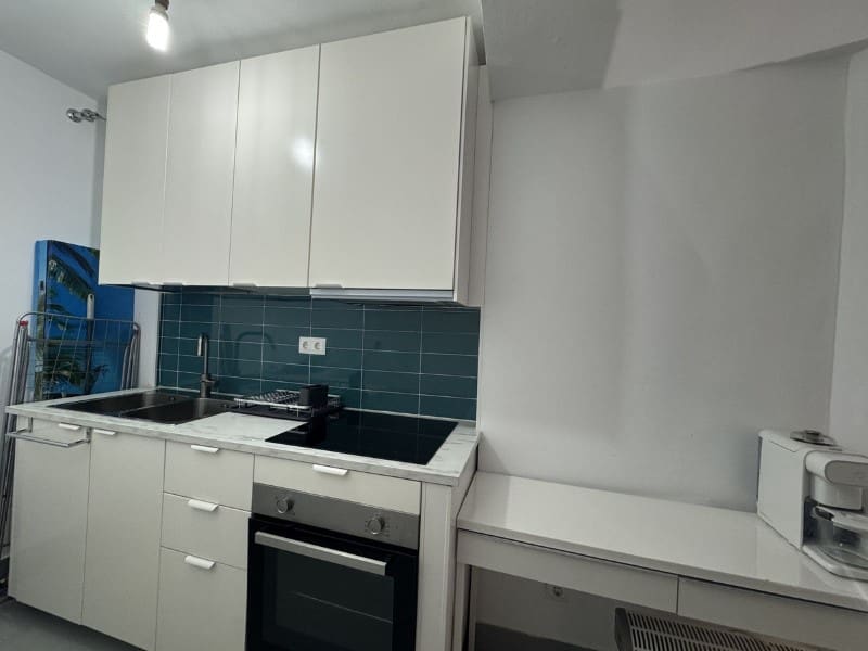 3 makuuhuone Huoneisto myytävänä paikassa Marbella mukana uima-altaan - 780 000 € (Ref: 9576449)