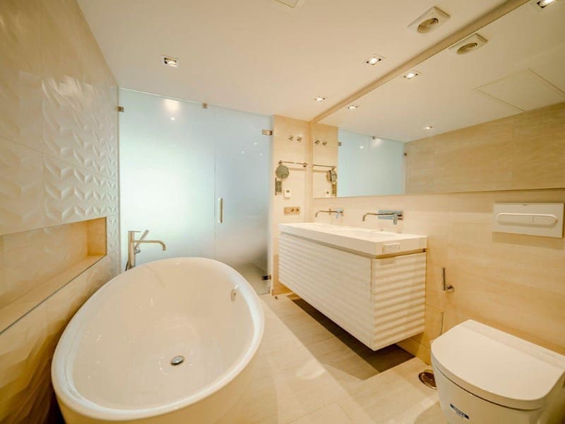 7 bedroom Villa for sale in Marbella - € 3,550,000 (Ref: 9576450)