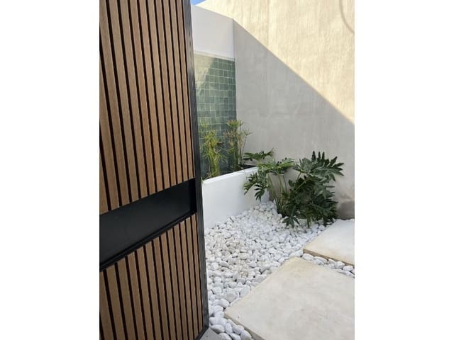 Chalet de 4 habitaciones en Rodeo Alto - Guadaiza - La Campana, Marbella en venta con piscina - 1.795.000 € (Ref: 9576451)