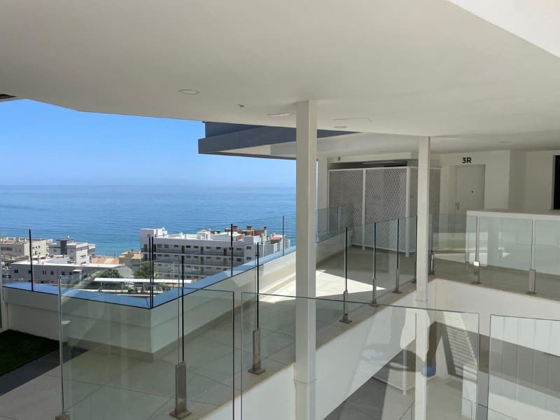 2 Zimmer Apartment zu verkaufen in Fuengirola mit Pool - 710.000 € (Ref: 9576454)