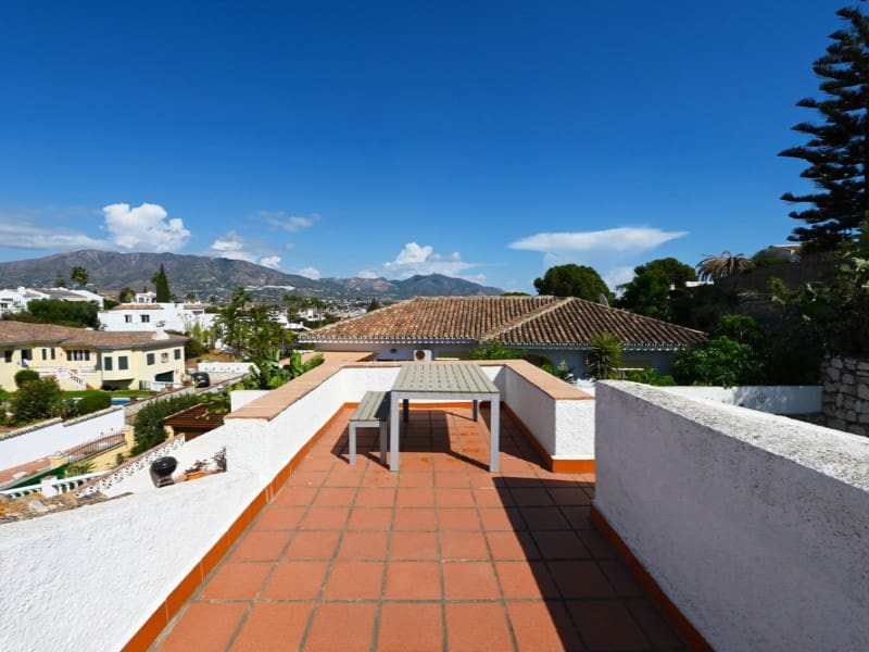 Chalet de 3 habitaciones en Mijas en venta con piscina - 699.000 € (Ref: 9576457)