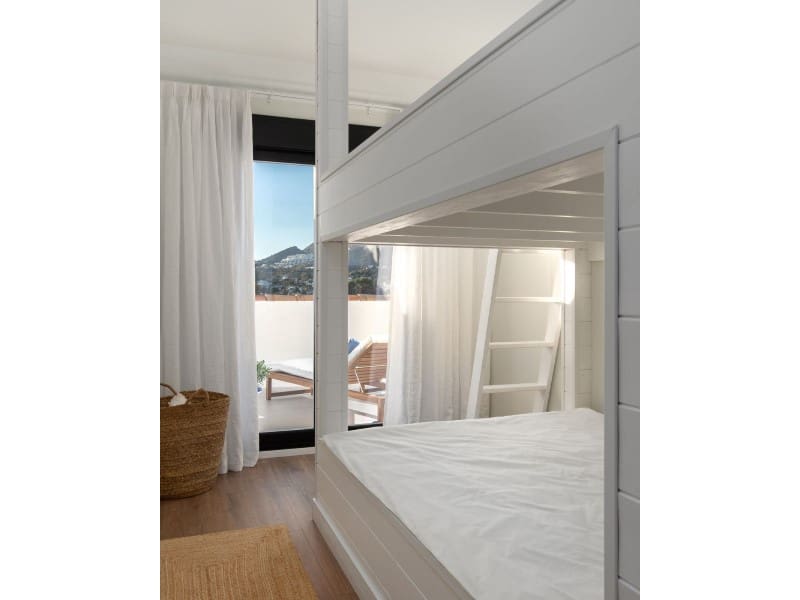 3 makuuhuone Huoneisto myytävänä paikassa Torrequebrada mukana uima-altaan 
autotalli - 840 000 € (Ref: 9576458)