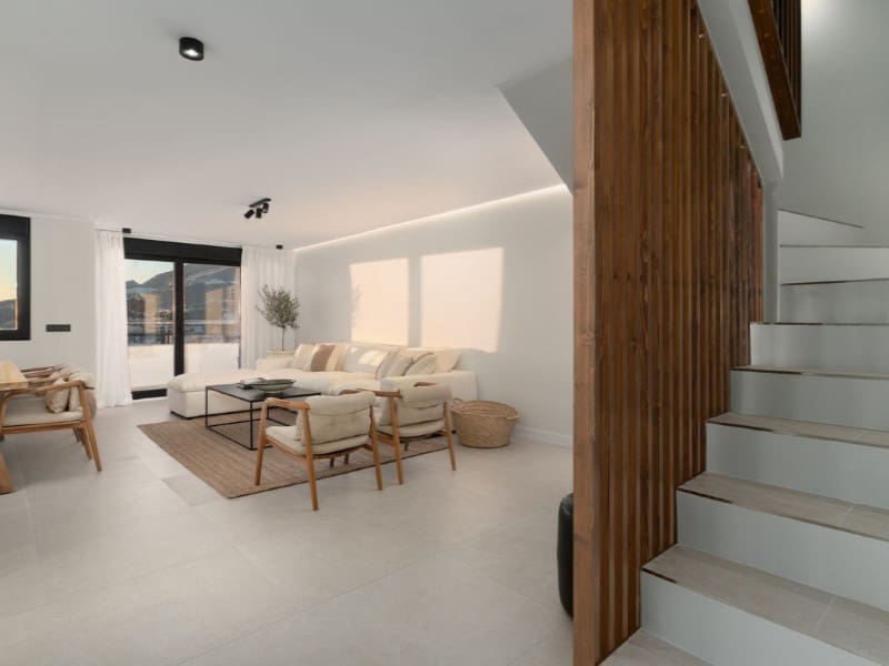 3 makuuhuone Huoneisto myytävänä paikassa Torrequebrada mukana uima-altaan 
autotalli - 840 000 € (Ref: 9576458)