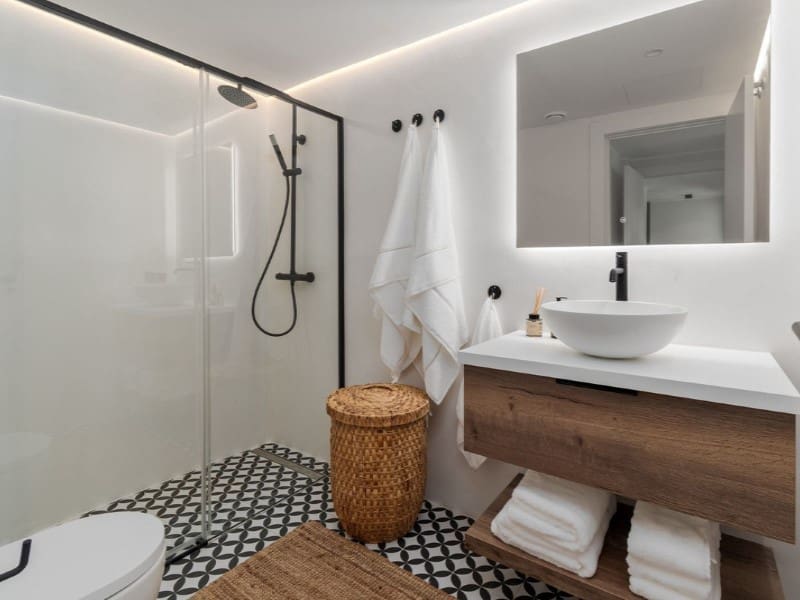 3 makuuhuone Huoneisto myytävänä paikassa Torrequebrada mukana uima-altaan 
autotalli - 840 000 € (Ref: 9576458)