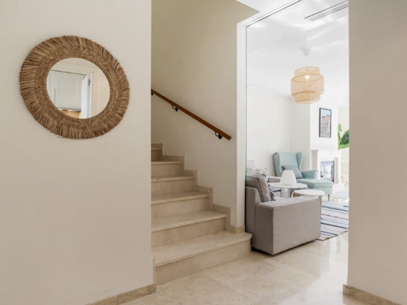 4 bedroom Apartment for sale in Nueva Andalucia with pool - € 725,000 (Ref: 9576460)