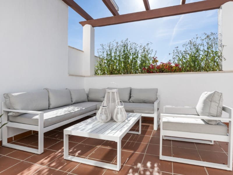 4 bedroom Apartment for sale in Nueva Andalucia with pool - € 725,000 (Ref: 9576460)