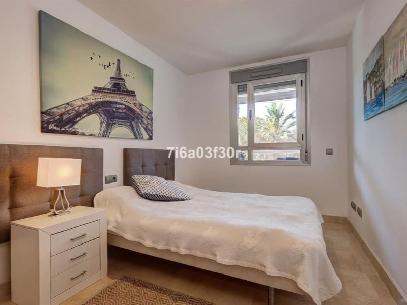 Apartamento de 3 habitaciones en San Pedro de Alcantara en venta con piscina - 649.000 € (Ref: 9576462)