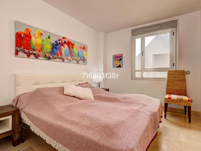 Apartamento de 3 habitaciones en San Pedro de Alcantara en venta con piscina - 649.000 € (Ref: 9576462)