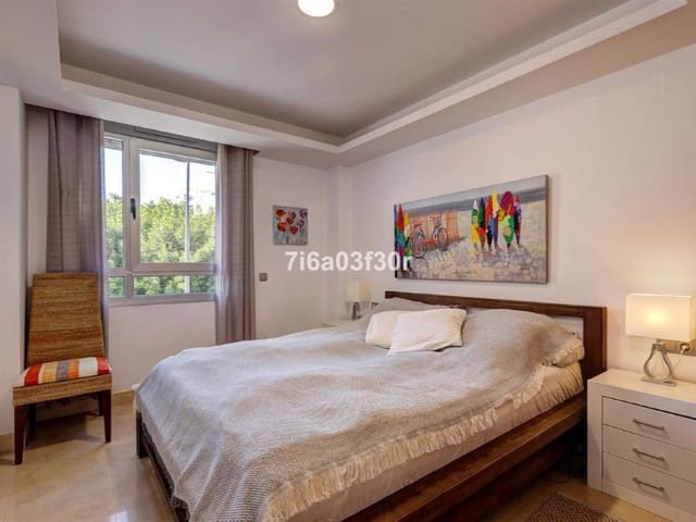 3 sovrum Lägenhet till salu i Nueva Alcántara, Marbella med pool - 649 000 € (Ref: 9576462)