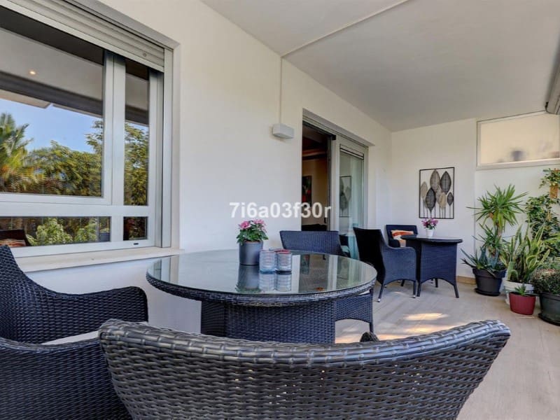 Apartamento de 3 habitaciones en San Pedro de Alcantara en venta con piscina - 649.000 € (Ref: 9576462)