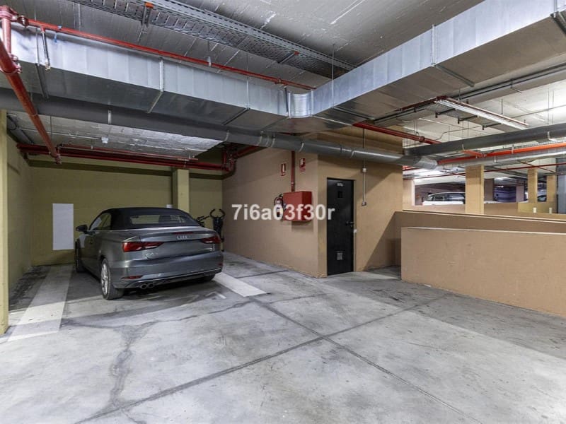 Apartamento de 3 habitaciones en San Pedro de Alcantara en venta con piscina - 649.000 € (Ref: 9576462)