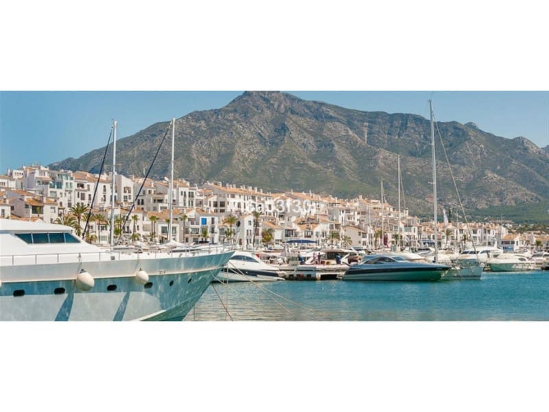 Apartamento de 3 habitaciones en San Pedro de Alcantara en venta con piscina - 649.000 € (Ref: 9576462)