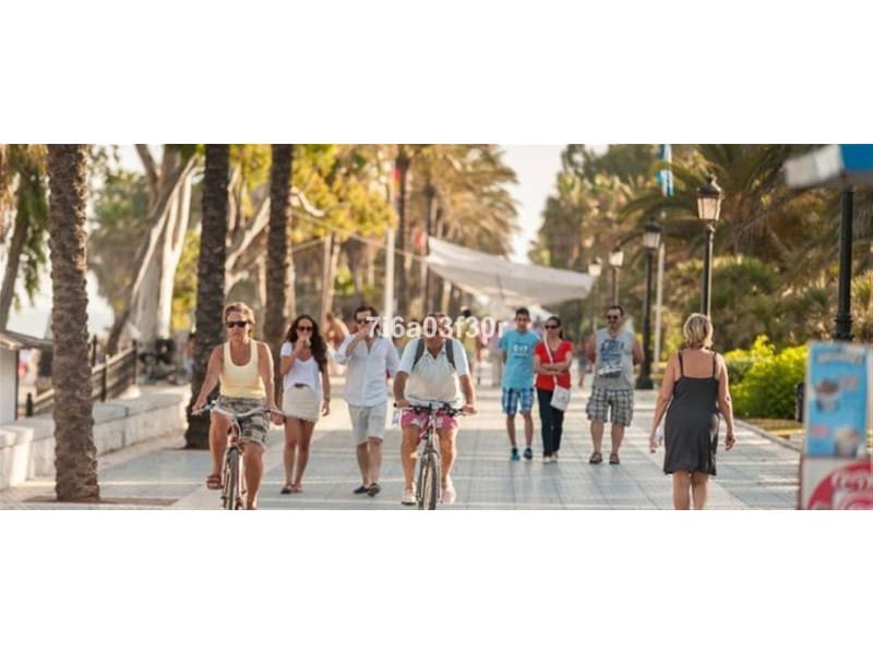 Apartamento de 3 habitaciones en San Pedro de Alcantara en venta con piscina - 649.000 € (Ref: 9576462)