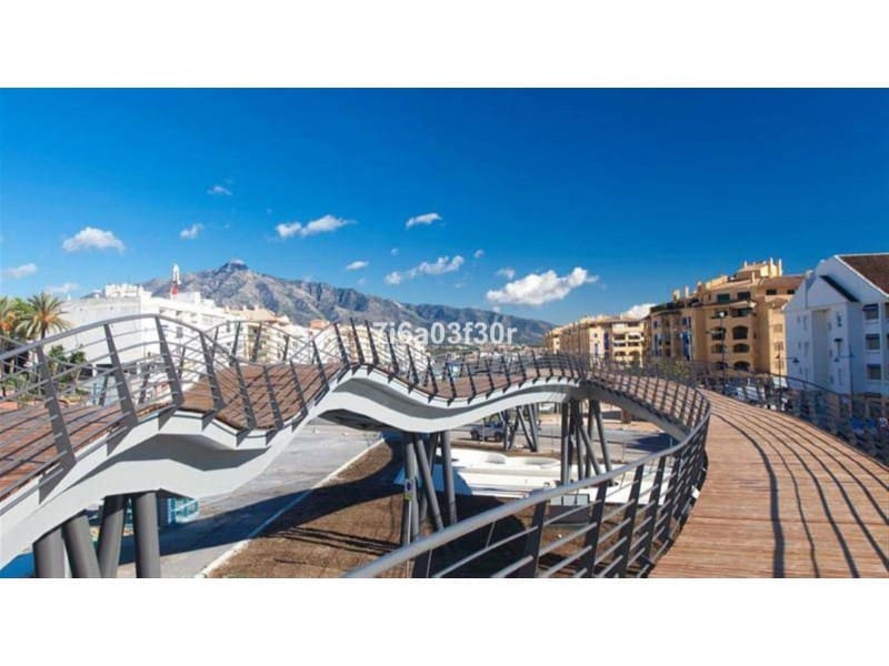 Apartamento de 3 habitaciones en San Pedro de Alcantara en venta con piscina - 649.000 € (Ref: 9576462)