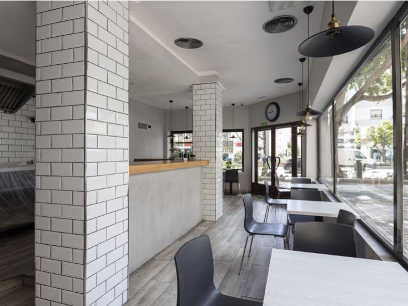 Kommersiell til salgs i Marbella - € 775 000 (Ref: 9576464)