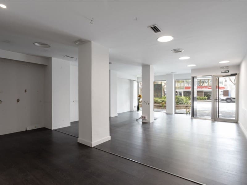 Kommersiell til salgs i Marbella - € 675 000 (Ref: 9576465)