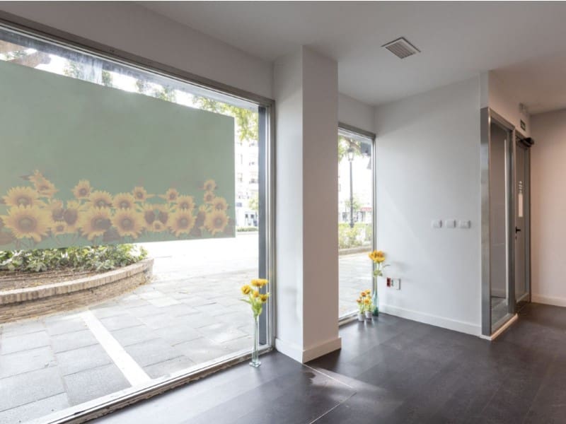 Kommersiell til salgs i Marbella - € 675 000 (Ref: 9576465)