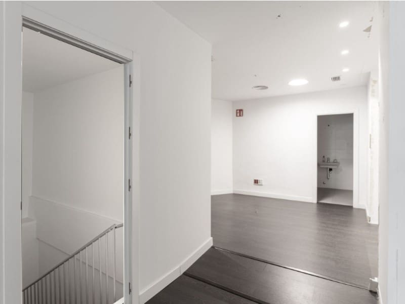 Kommersiell til salgs i Marbella - € 675 000 (Ref: 9576465)