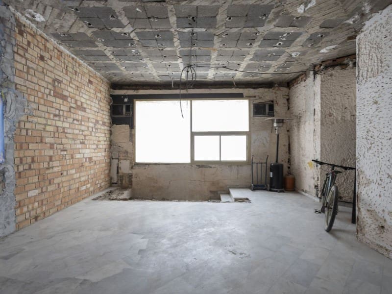 Kommersiell til salgs i Marbella - € 1 550 000 (Ref: 9576466)