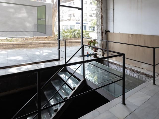 Kommersiell til salgs i Playa de Fontanilla, Marbella - € 1 550 000 (Ref: 9576466)