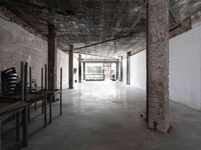 Kommersiell til salgs i Playa de Fontanilla, Marbella - € 1 550 000 (Ref: 9576466)