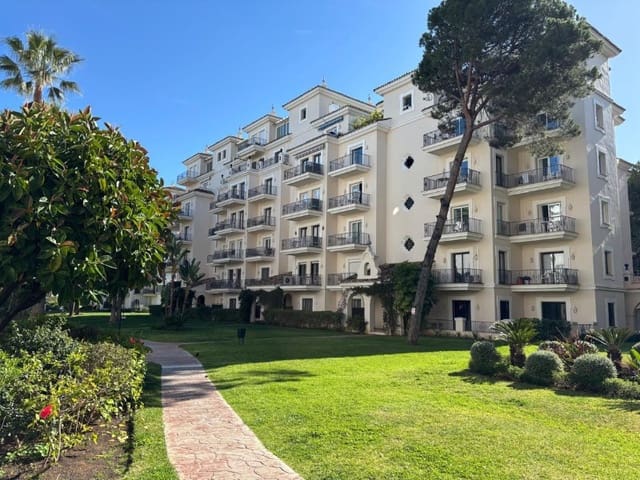 3 slaapkamer Appartement te koop in Puerto Banus, Marbella met zwembad garage - € 895.000 (Ref: 9576468)