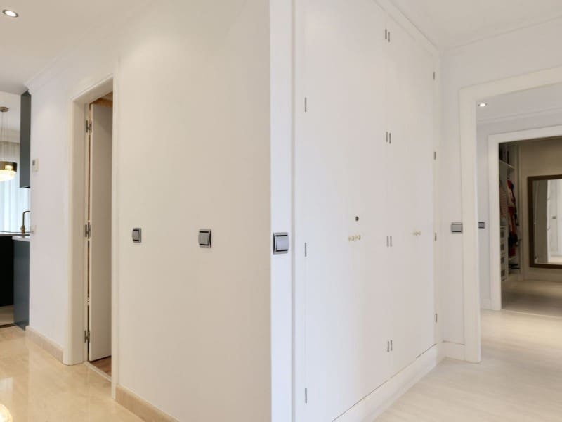 3 sovrum Lägenhet till salu i Puerto Banus med pool garage - 2 500 000 € (Ref: 9576472)