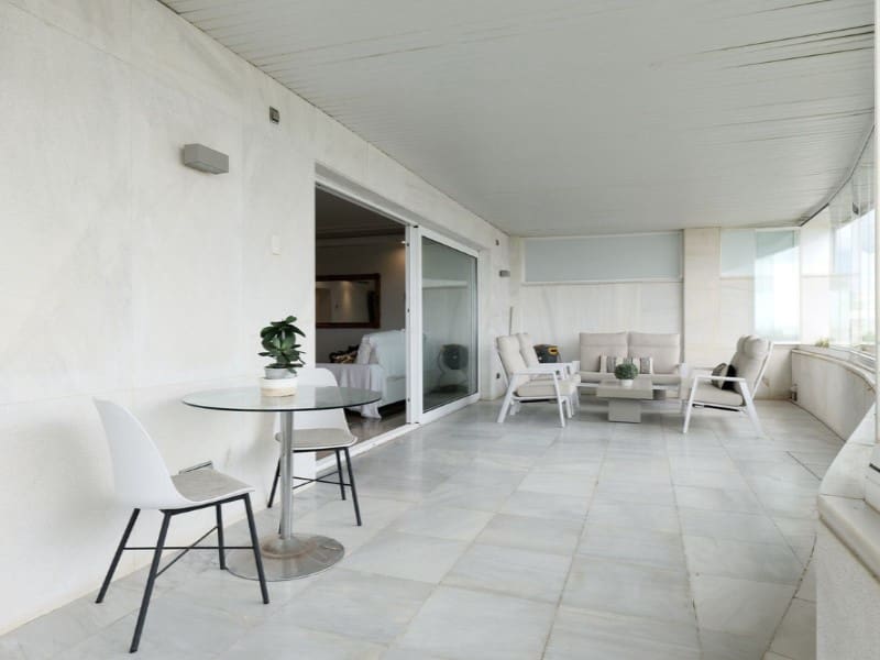 3 sovrum Lägenhet till salu i Puerto Banus med pool garage - 2 500 000 € (Ref: 9576472)