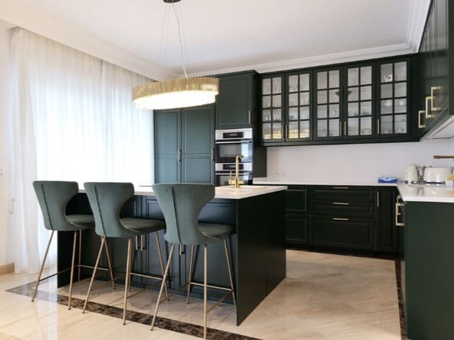 3 slaapkamer Appartement te koop in Puerto Banus, Marbella met zwembad garage - € 2.500.000 (Ref: 9576472)