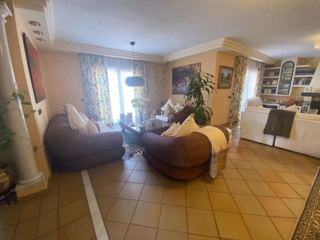 4 chambre Villa/Maison à vendre à Altos de Estepona, Estepona avec piscine - 2 450 000 € (Ref: 9576474)