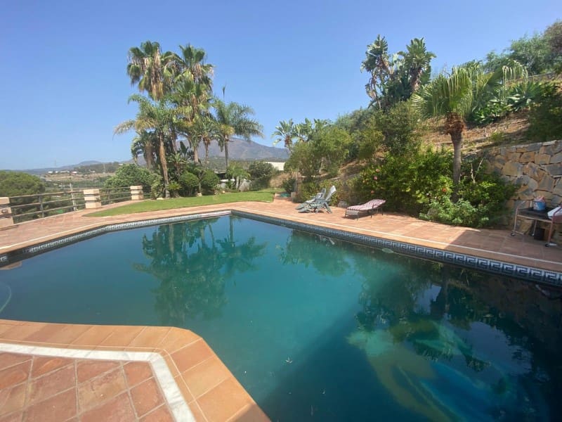 4 chambre Villa/Maison à vendre à Estepona avec piscine - 2 450 000 € (Ref: 9576474)