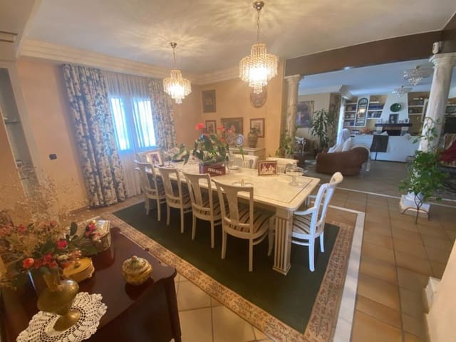 4 chambre Villa/Maison à vendre à Altos de Estepona, Estepona avec piscine - 2 450 000 € (Ref: 9576474)