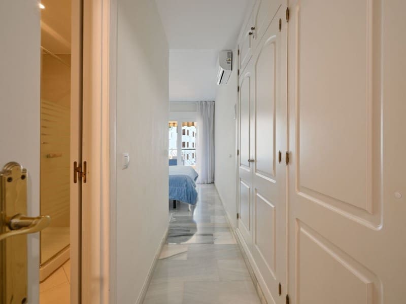 2 sypialnia Apartament na sprzedaż w Calahonda z basenem garażem - 685 000 € (Ref: 9576479)