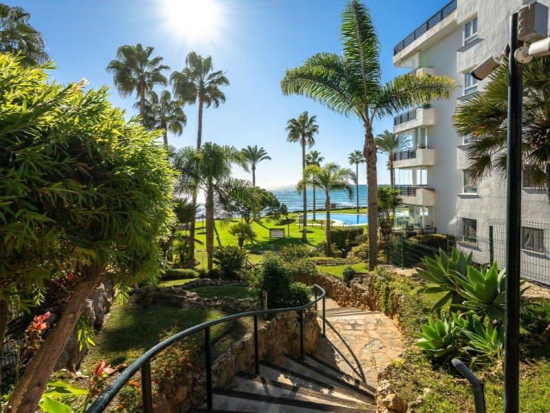 2 sypialnia Apartament na sprzedaż w Calahonda z basenem garażem - 685 000 € (Ref: 9576479)