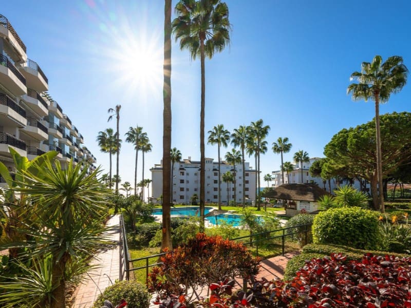 2 sypialnia Apartament na sprzedaż w Calahonda z basenem garażem - 685 000 € (Ref: 9576479)