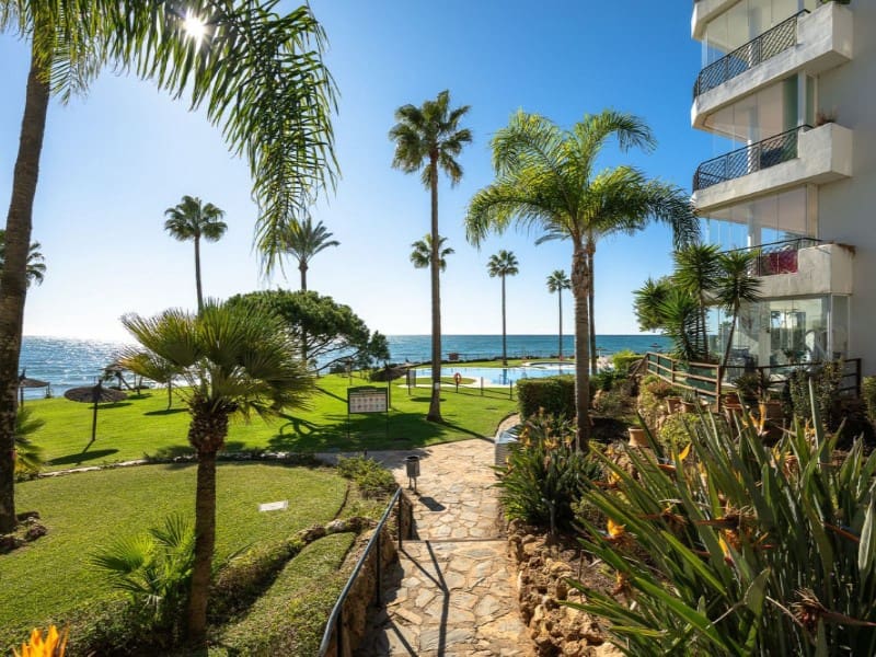 2 sypialnia Apartament na sprzedaż w Calahonda z basenem garażem - 685 000 € (Ref: 9576479)