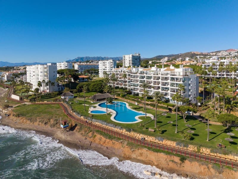 2 sypialnia Apartament na sprzedaż w Calahonda z basenem garażem - 685 000 € (Ref: 9576479)