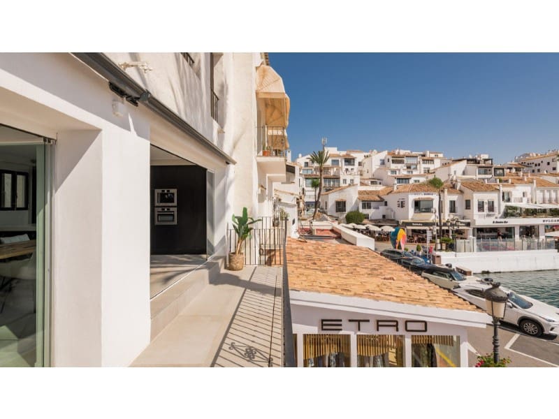 2 makuuhuone Huoneisto myytävänä paikassa Puerto Banus - 1 690 000 € (Ref: 9576480)
