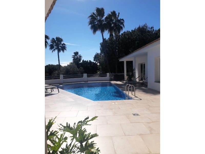 5 bedroom Villa for sale in Las Lagunas de Mijas with pool garage - € 1,285,000 (Ref: 9576481)