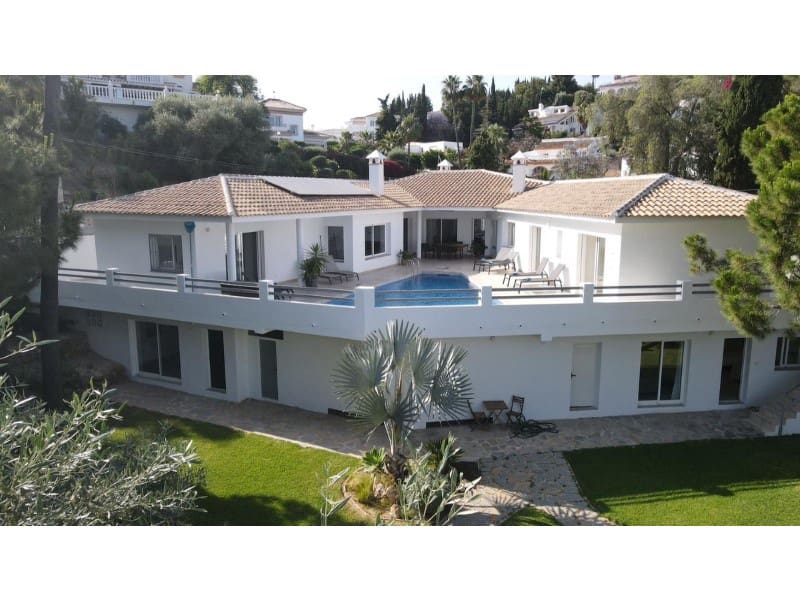 5 bedroom Villa for sale in Las Lagunas de Mijas with pool garage - € 1,285,000 (Ref: 9576481)