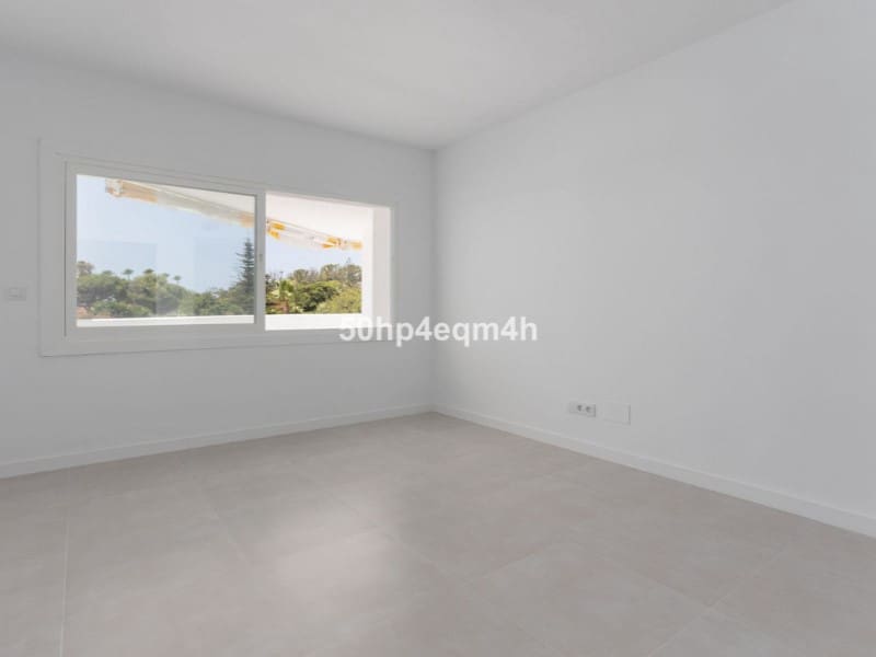 4 chambre Appartement à vendre à San Pedro de Alcantara avec piscine garage - 1 750 000 € (Ref: 9576484)