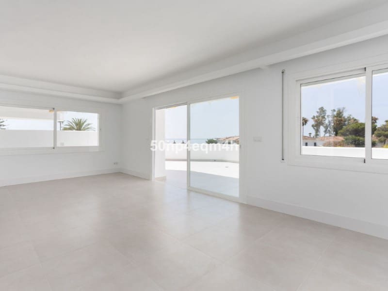 4 chambre Appartement à vendre à San Pedro de Alcantara avec piscine garage - 1 750 000 € (Ref: 9576484)