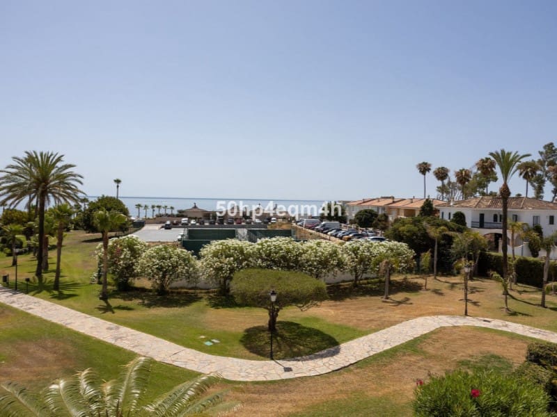 4 chambre Appartement à vendre à San Pedro de Alcantara avec piscine garage - 1 750 000 € (Ref: 9576484)