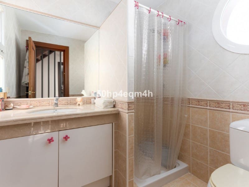 4 soveværelse Villa til salg i San Pedro de Alcantara - € 1.650.000 (Ref: 9576485)