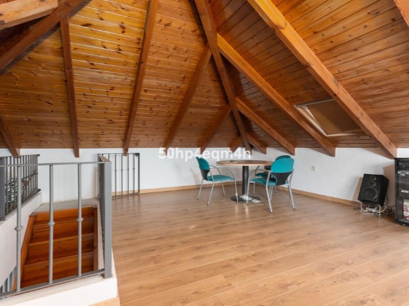 4 soveværelse Villa til salg i San Pedro de Alcantara - € 1.650.000 (Ref: 9576485)